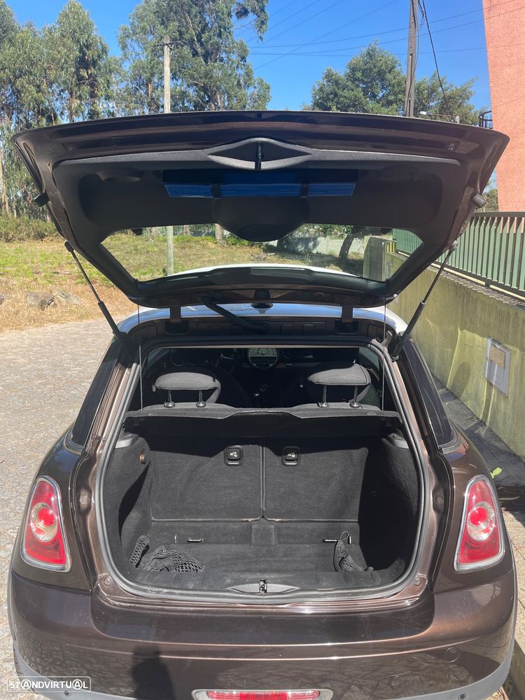 MINI 3 Portas Cooper D - 3
