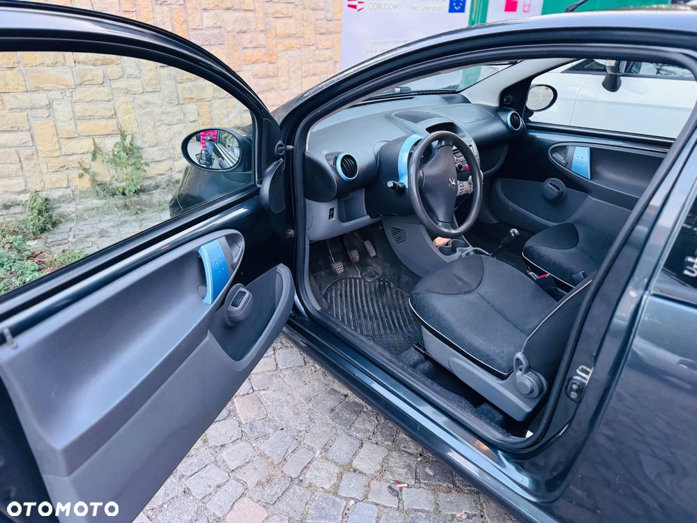 Peugeot 107 - 10
