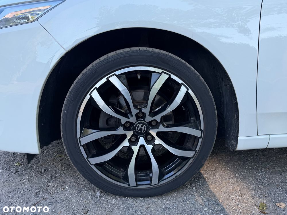 Honda Accord 2.0 Lifestyle - 15