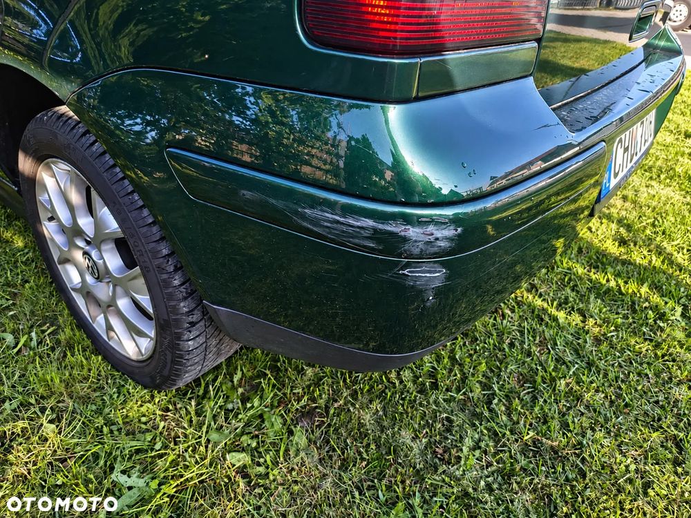 Volkswagen Golf 1.6 Comfortline - 11