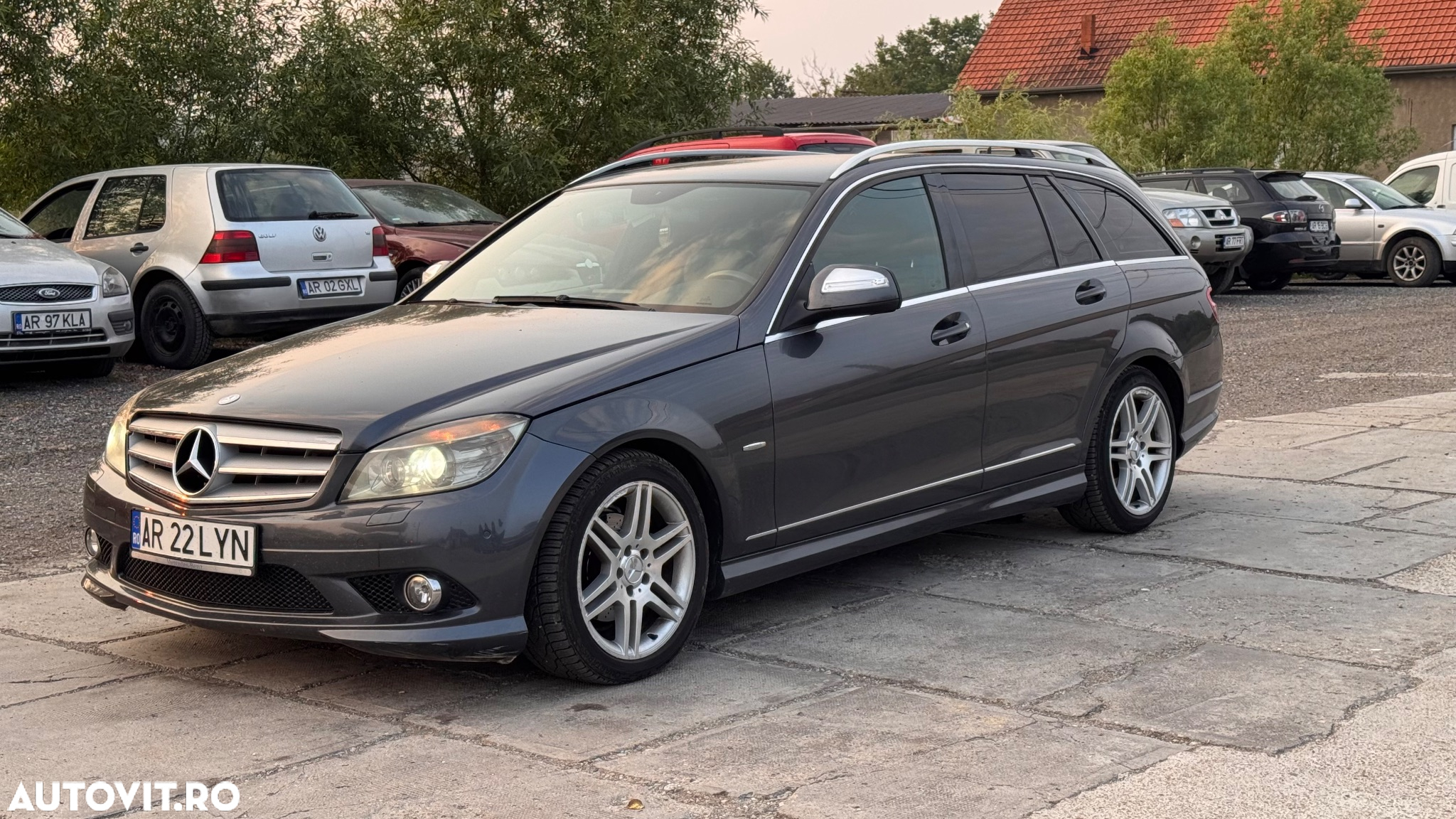 Mercedes-Benz C - 7