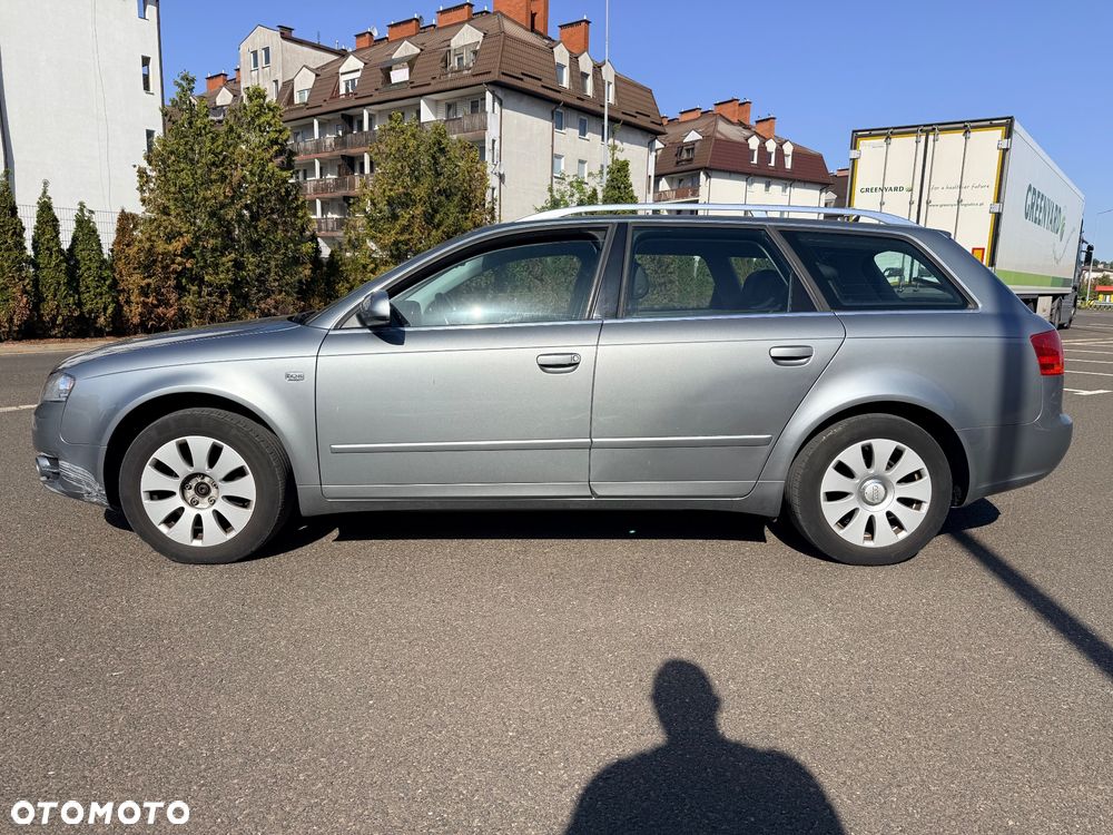 Audi A4 Avant - 16