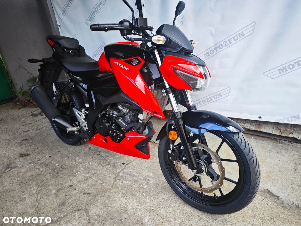 Suzuki GSX - 3