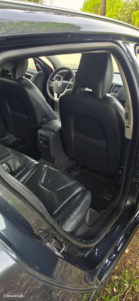 Volvo V60 - 24