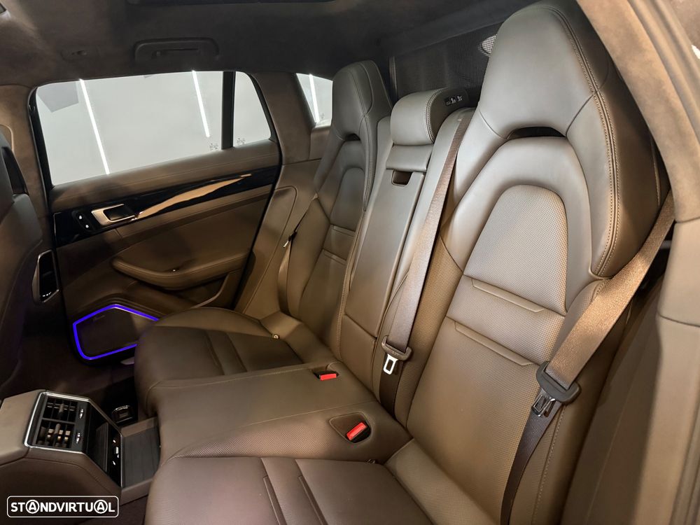 Porsche Panamera 4S E-Hybrid - 5