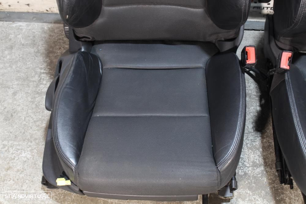 Conjunto De Bancos Audi A3 Sportback (8Pa)  Bancos Audi A3 8P Sline De - 4