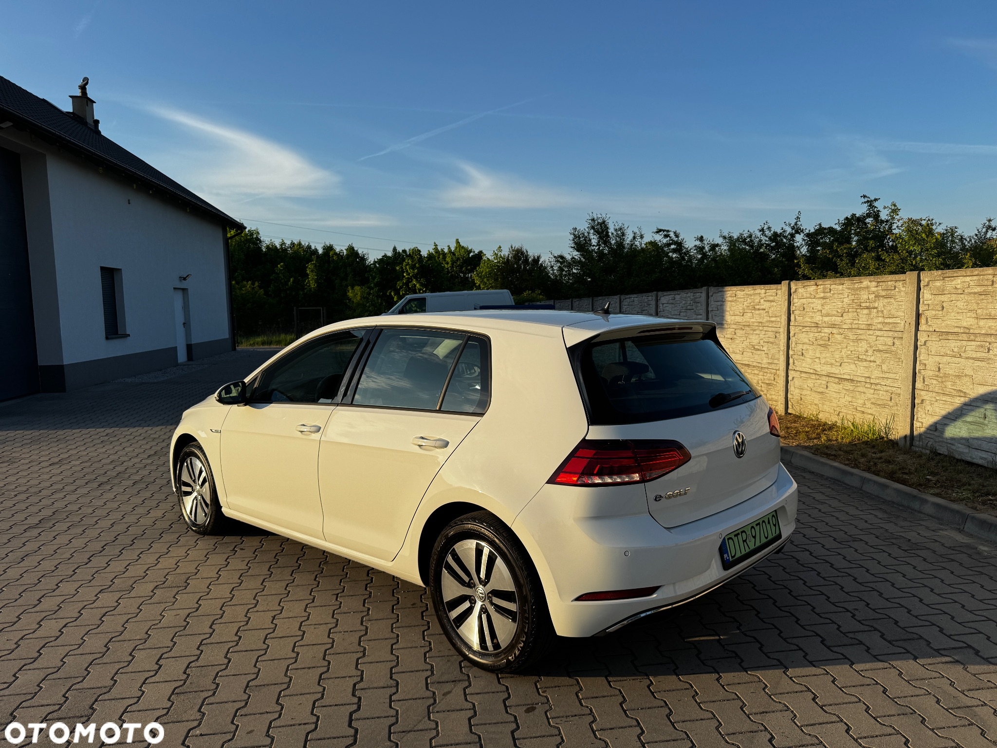 Volkswagen Golf e-Golf - 6