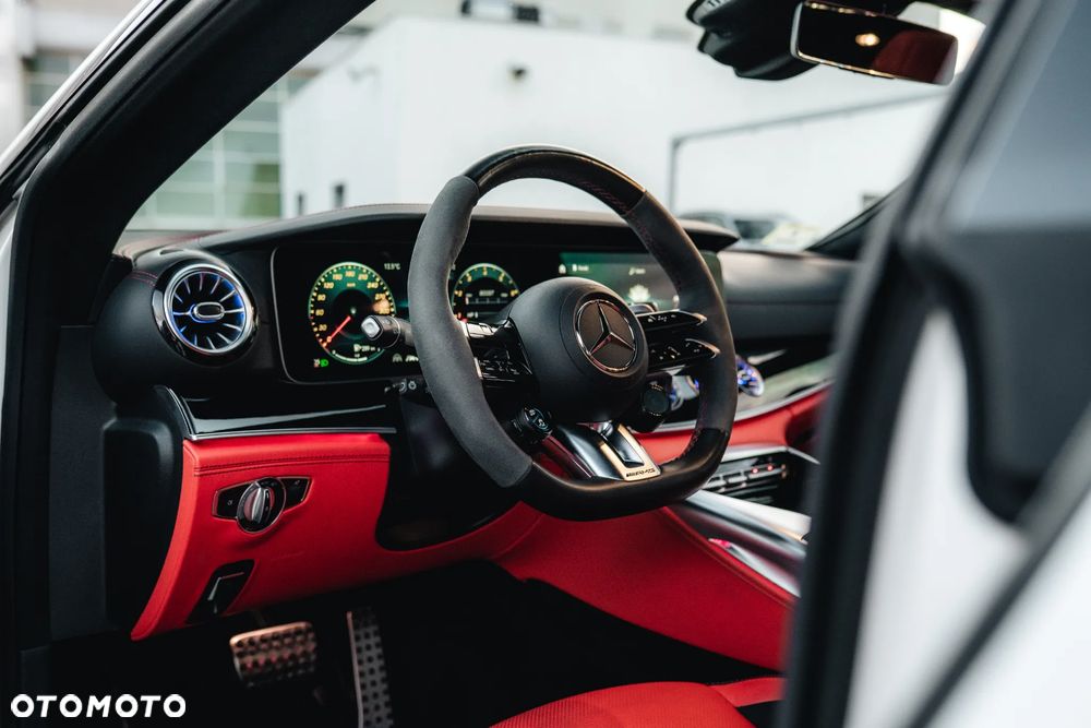 Mercedes-Benz AMG GT - 19