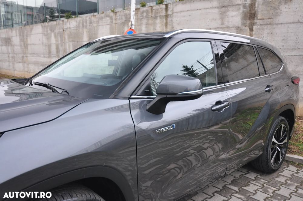 Toyota Highlander 2.5 Hybrid Executive - 12