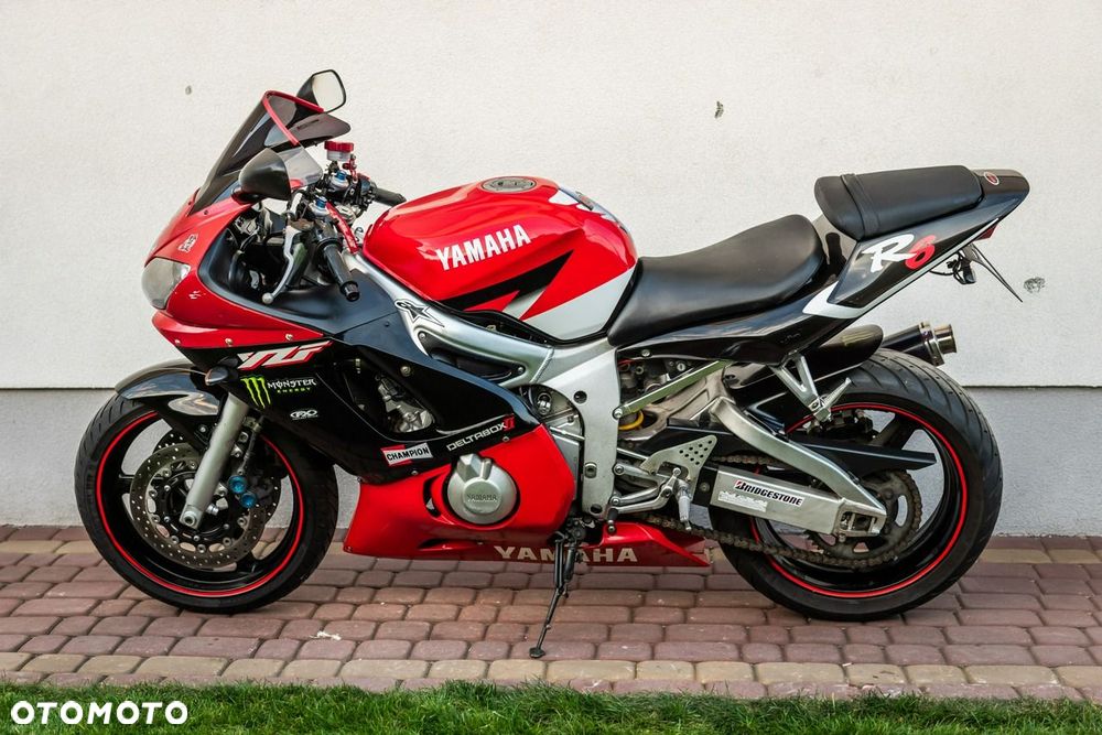 Yamaha R6 - 6