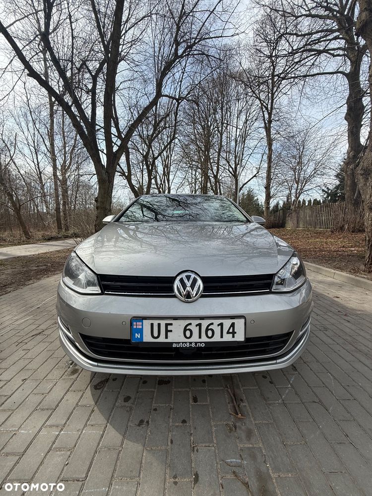 Volkswagen Golf 1.2 TSI Highline DSG - 11