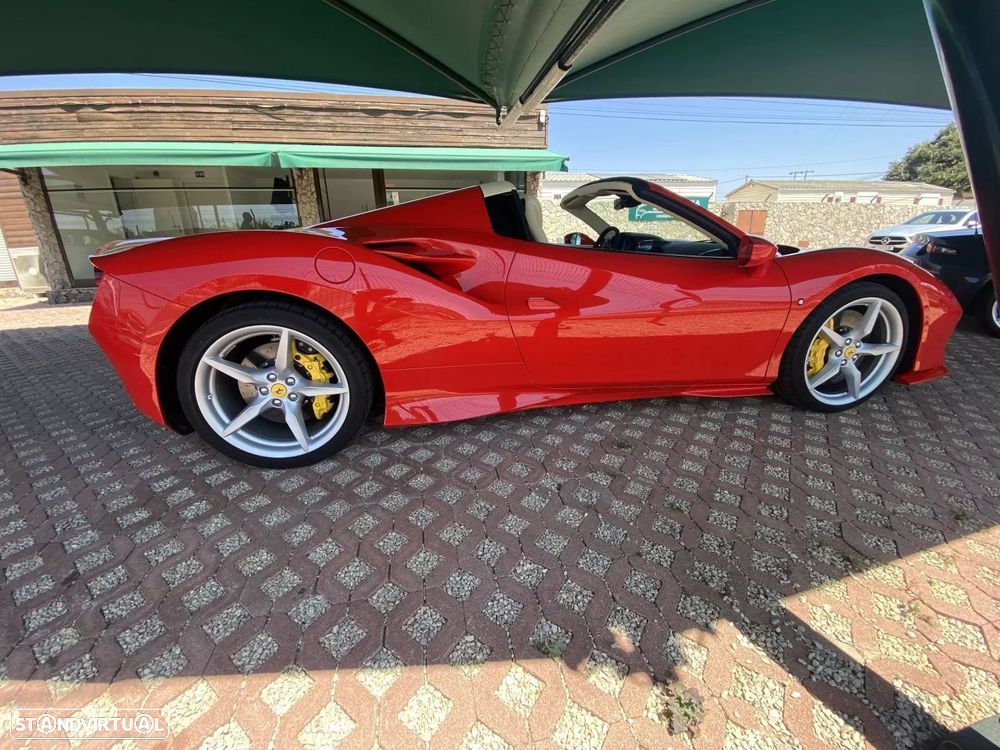 Ferrari F8 Tributo Spider - 39