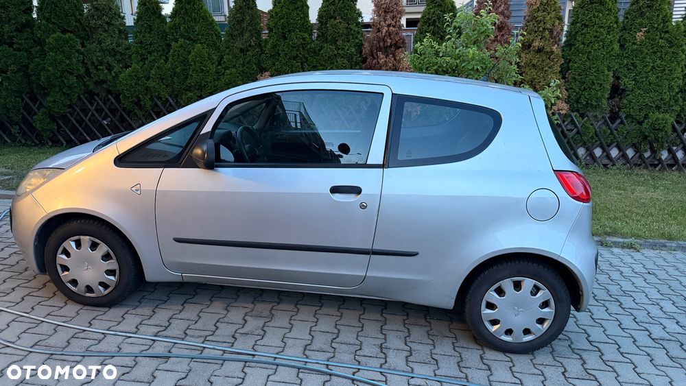 Mitsubishi Colt 1.1 Inform - 1