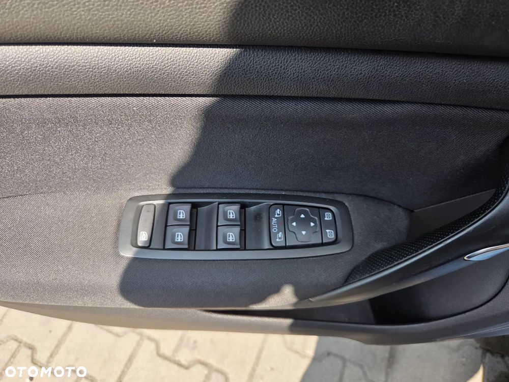 Renault Megane 1.5 dCi GT Line EDC - 8