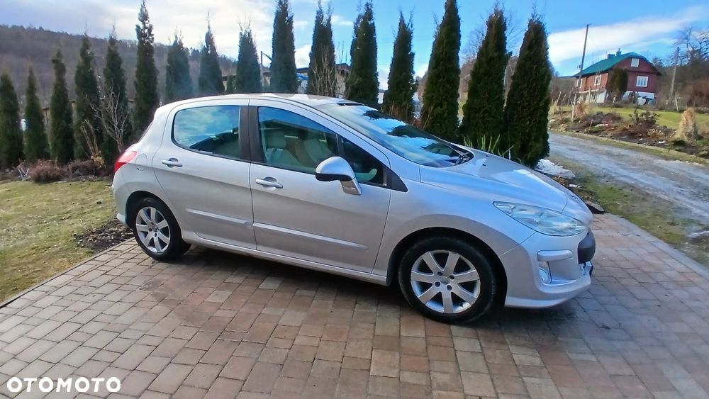 Peugeot 308 - 1