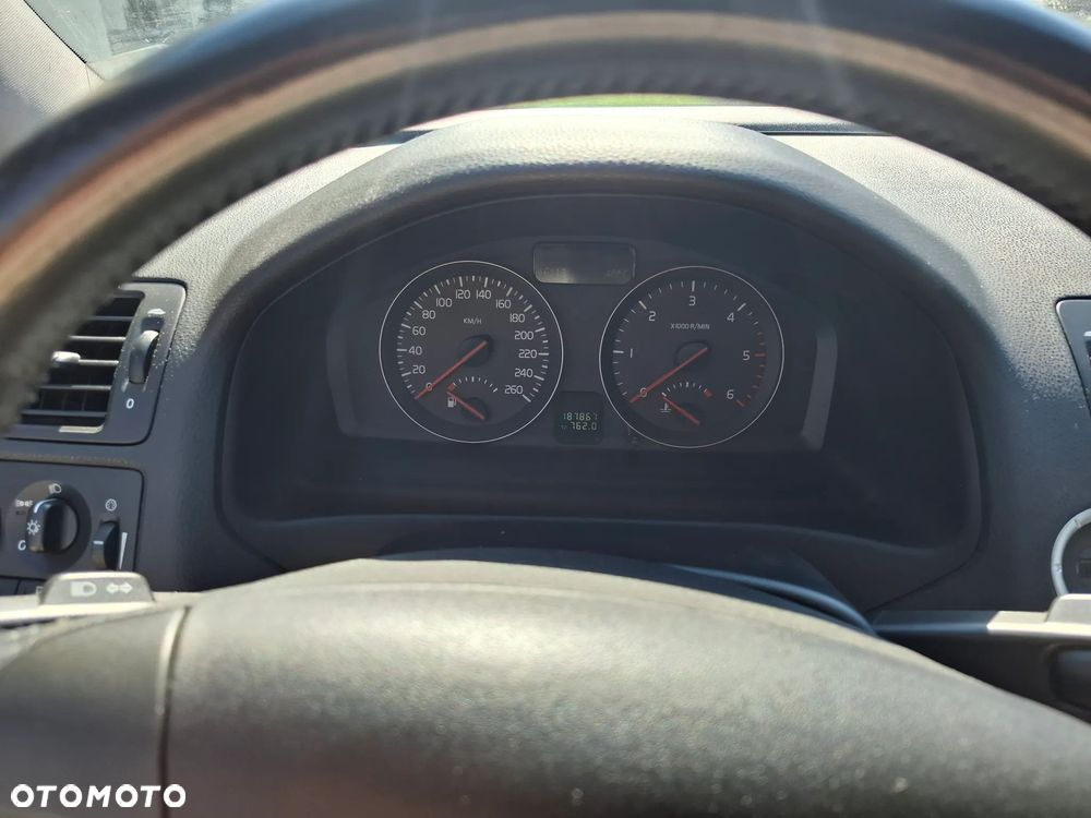 Volvo S40 2.0D Momentum - 12