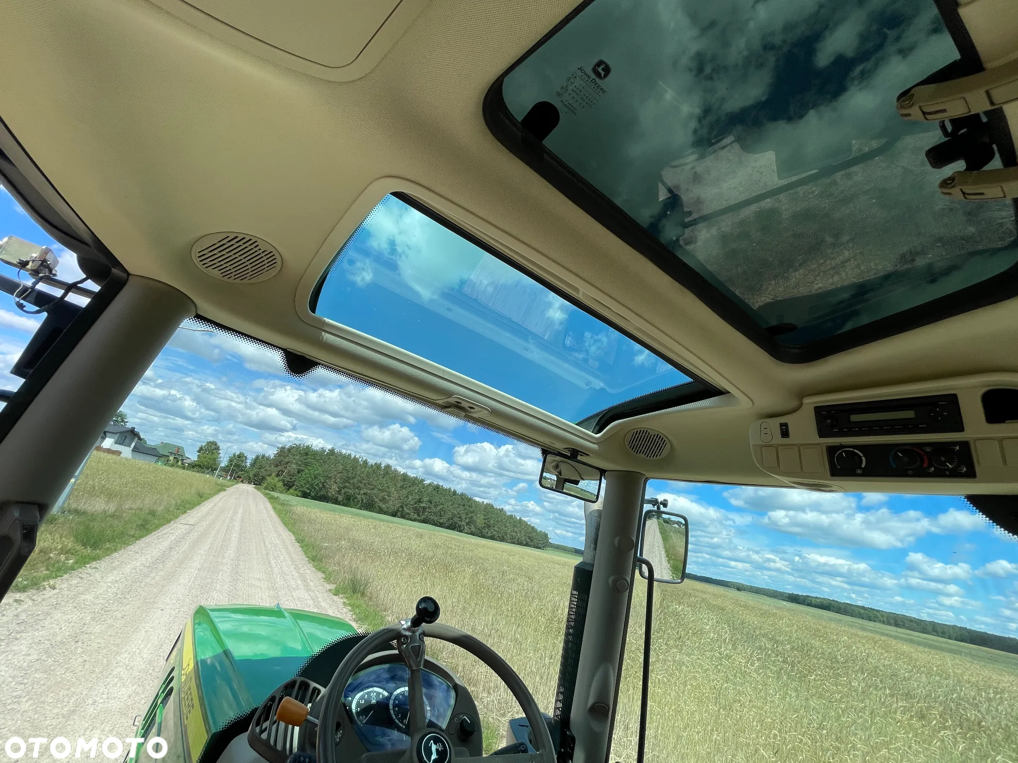 John Deere 6105R - 16