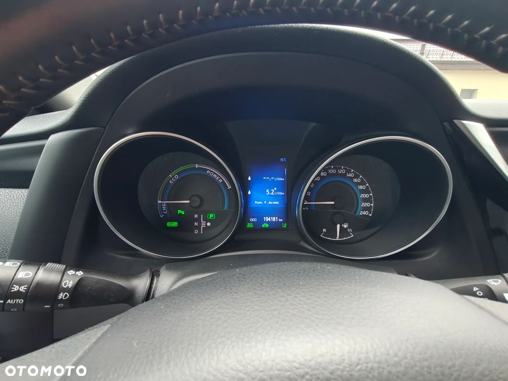 Toyota Auris Hybrid 135 Prestige - 9