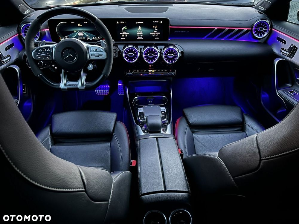 Mercedes-Benz CLA AMG 35 4-Matic 7G-DCT - 7