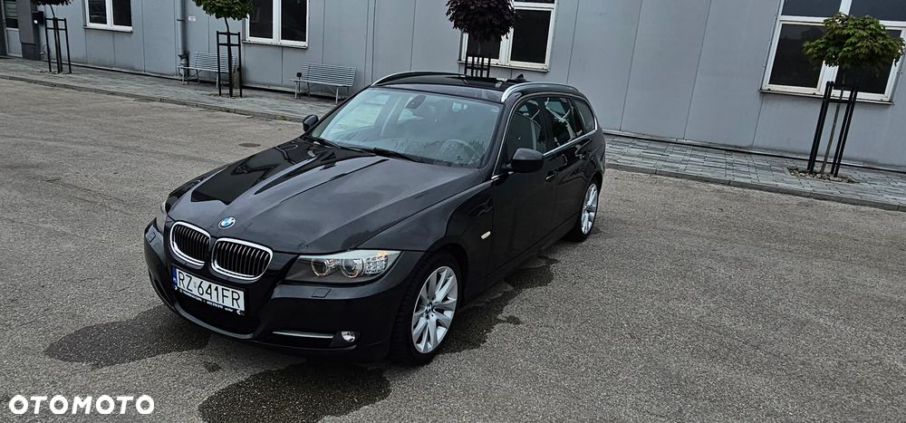 BMW Seria 3 320i - 3