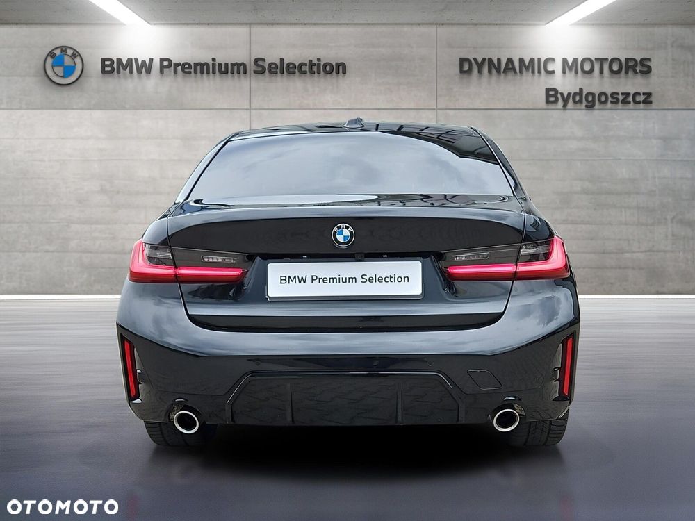 BMW Seria 3 318i M Sport - 10
