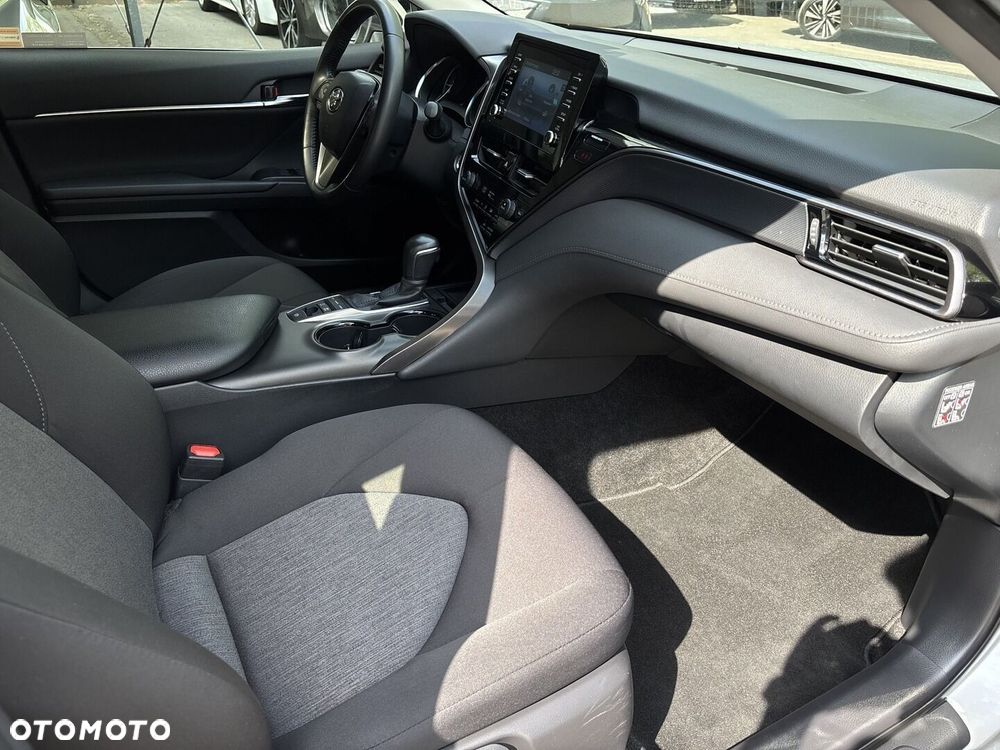 Toyota Camry 2.5 Hybrid Comfort CVT - 15