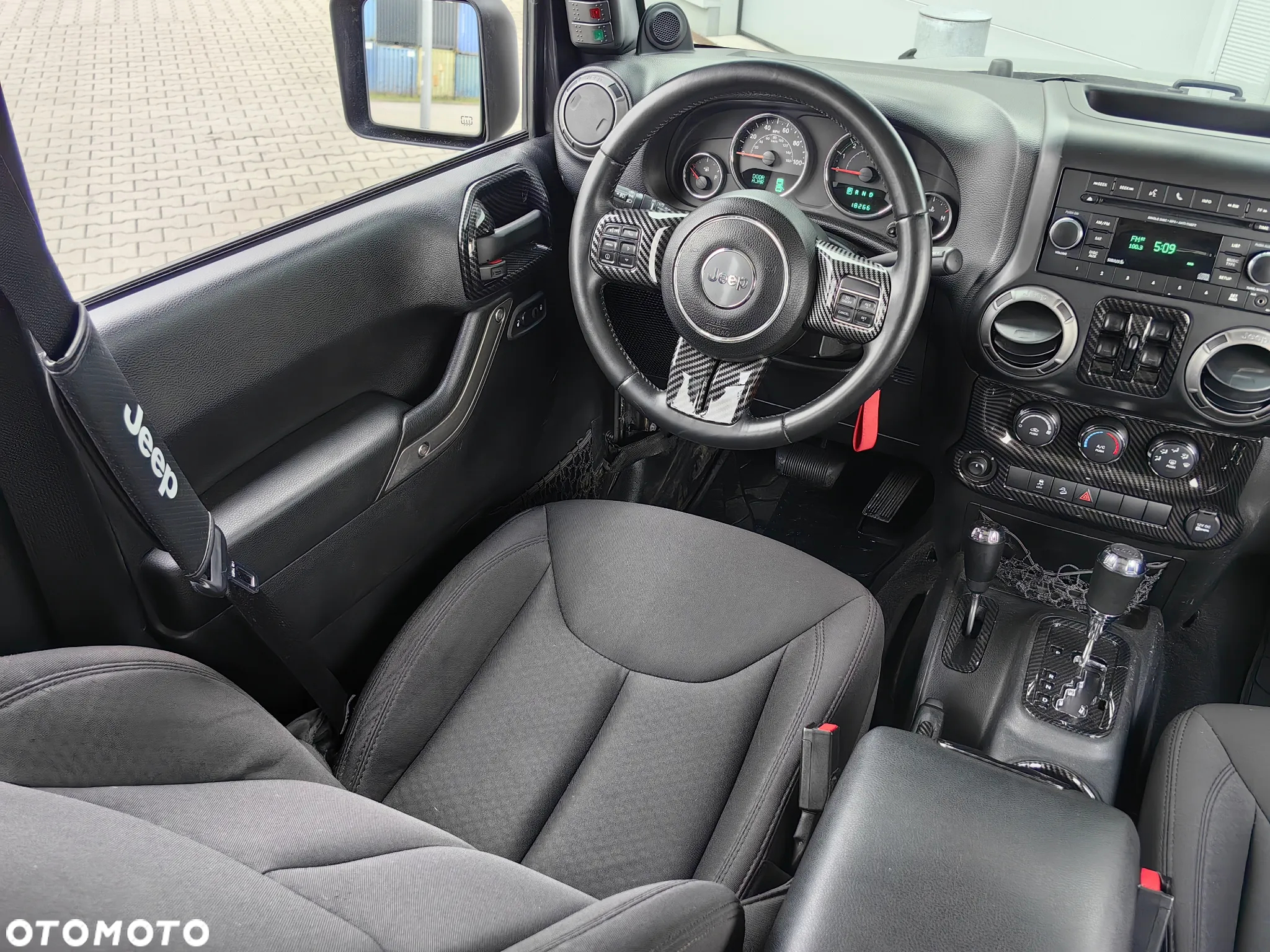 Jeep Wrangler Unlimited 3.6 Automatik Sahara - 10