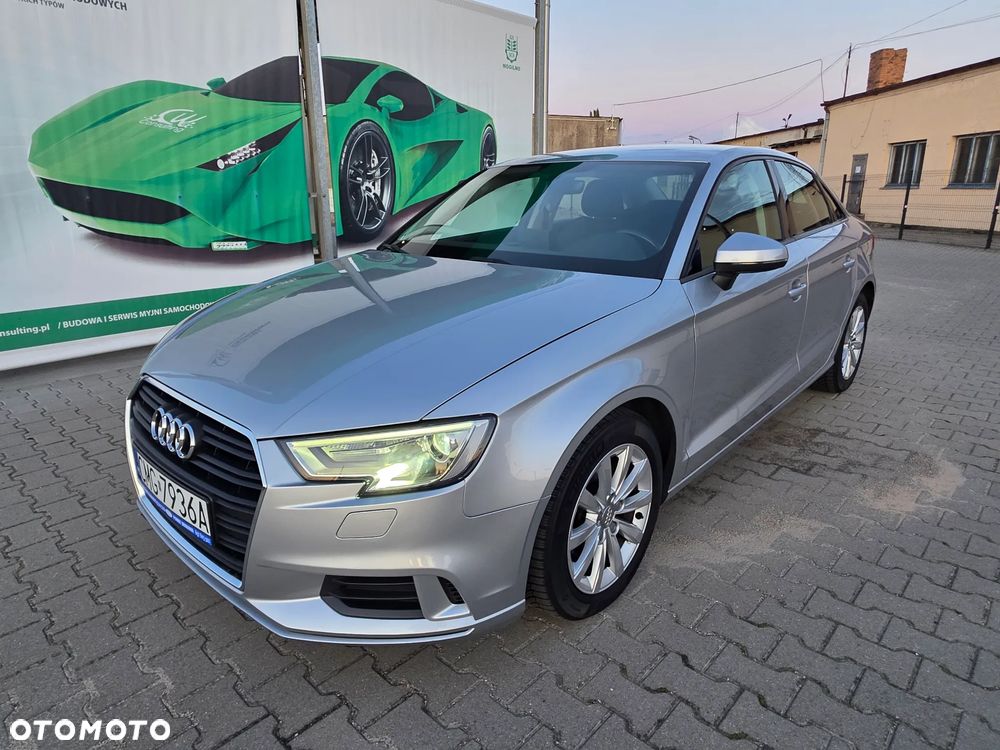 Audi A3 Limousine 1.6 TDI design - 2