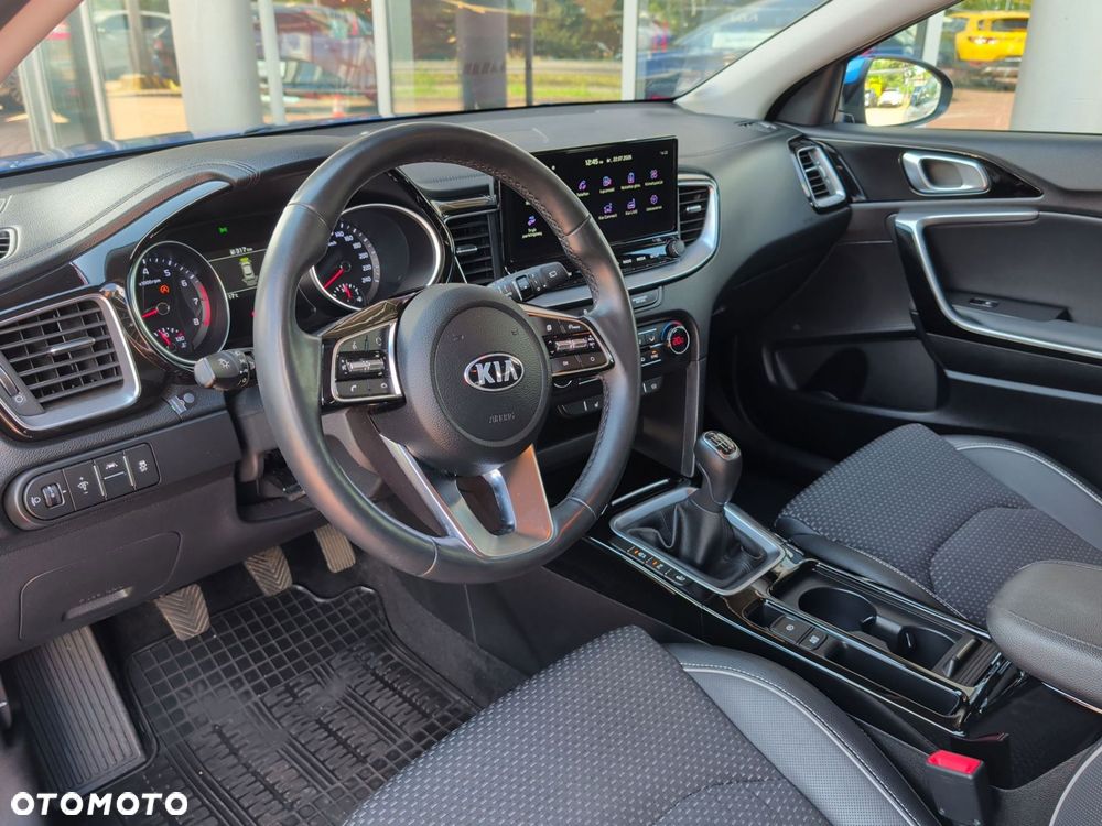 Kia XCeed 1.5 T-GDI L Business Line - 9