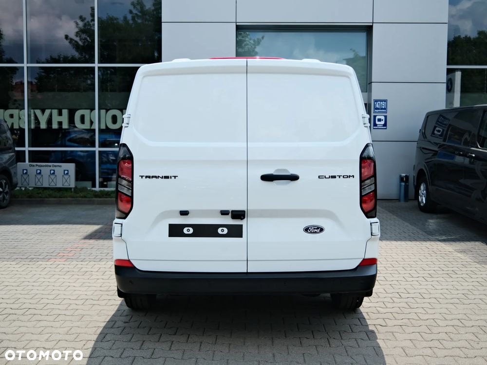 Ford Transit Custom - 6