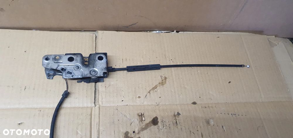 Zamek rygiel maski przód VW Golf VI 6 Plus 5M1823509 - 4