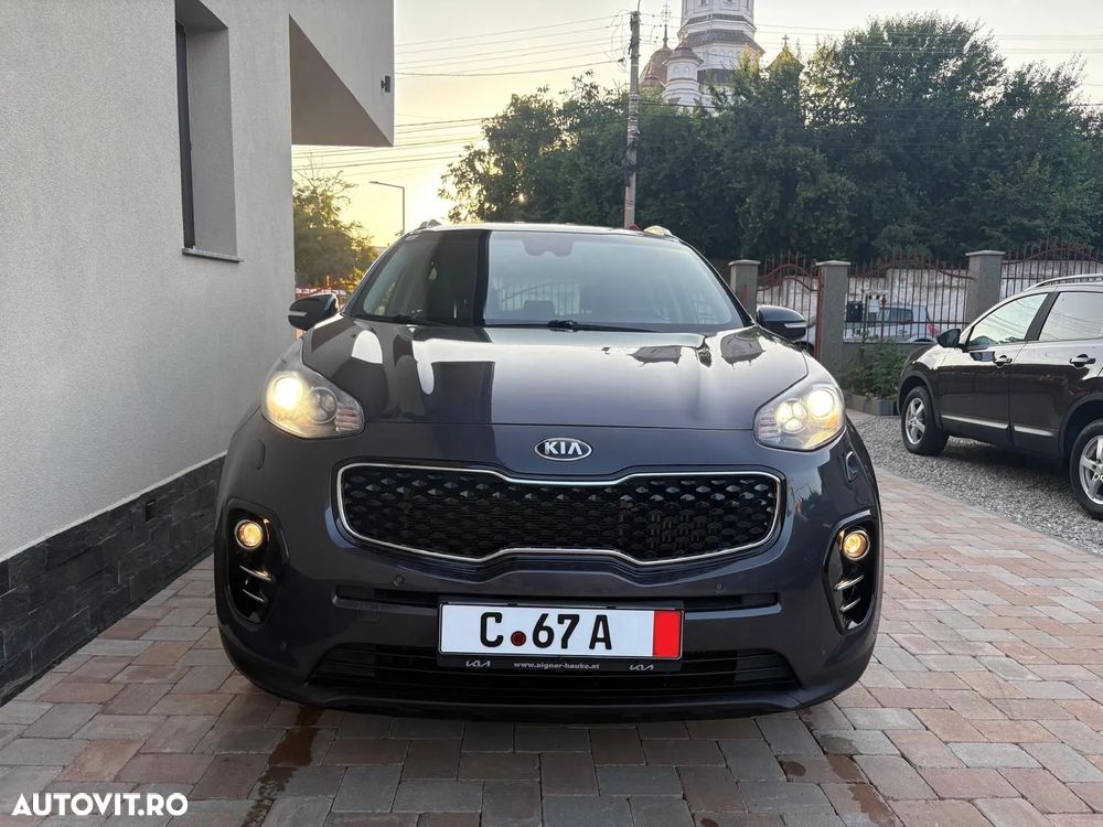 Kia Sportage 2.0 CRDI 4WD Automatik Dream-Team Edition - 17