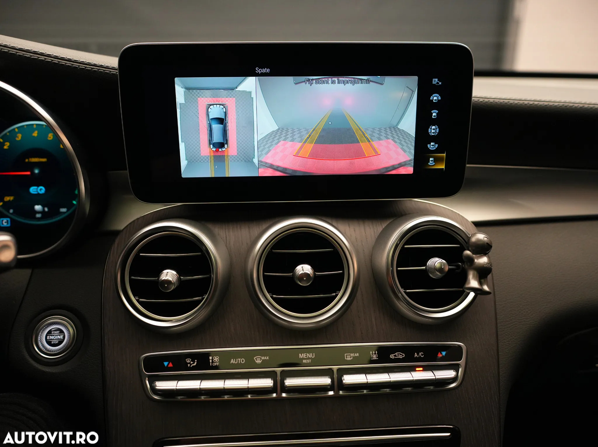 Mercedes-Benz GLC 300 4MATIC MHEV - 15