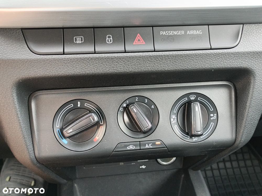 Skoda Fabia 1.0 Ambition Plus - 22