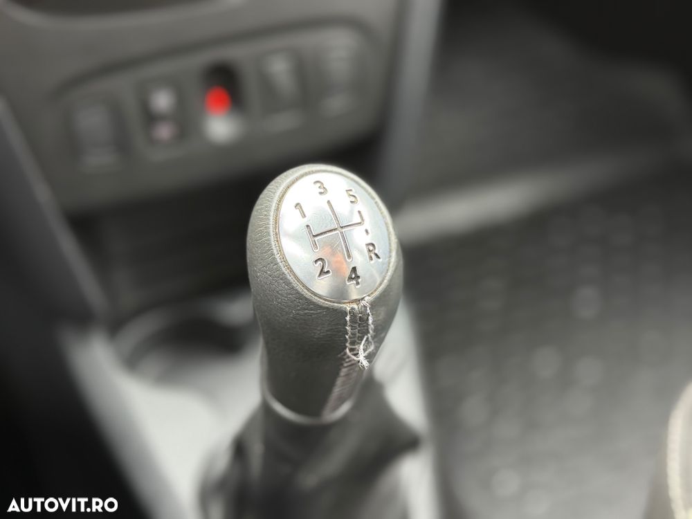 Dacia Logan Stepway MCV 0.9 TCe - 12