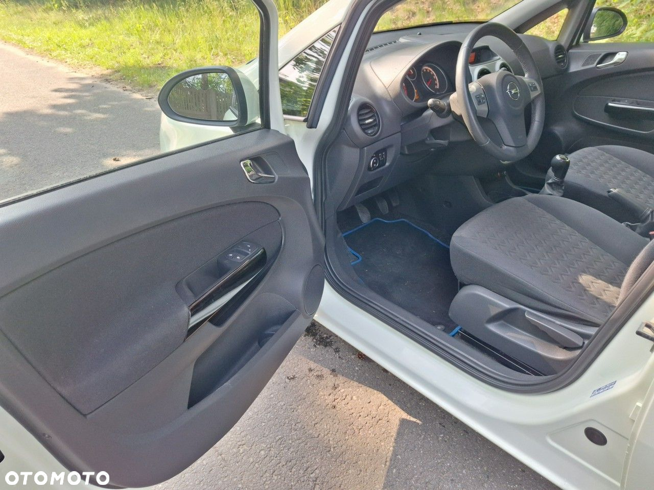 Opel Corsa - 8