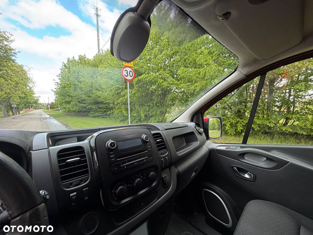Opel Vivaro - 17