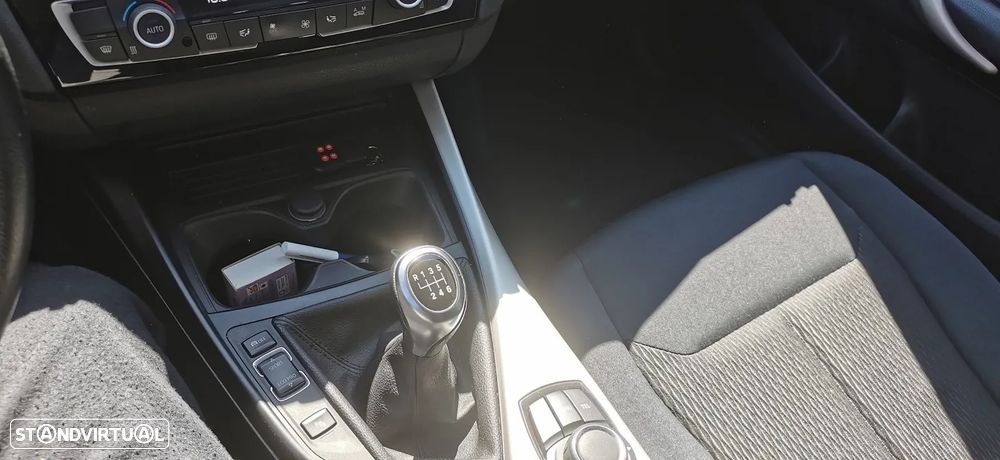 BMW 116 d EfficientDynamics Edition Urban Line - 4