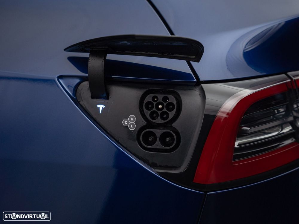 Tesla Model Y Long Range Tração Integral - 12
