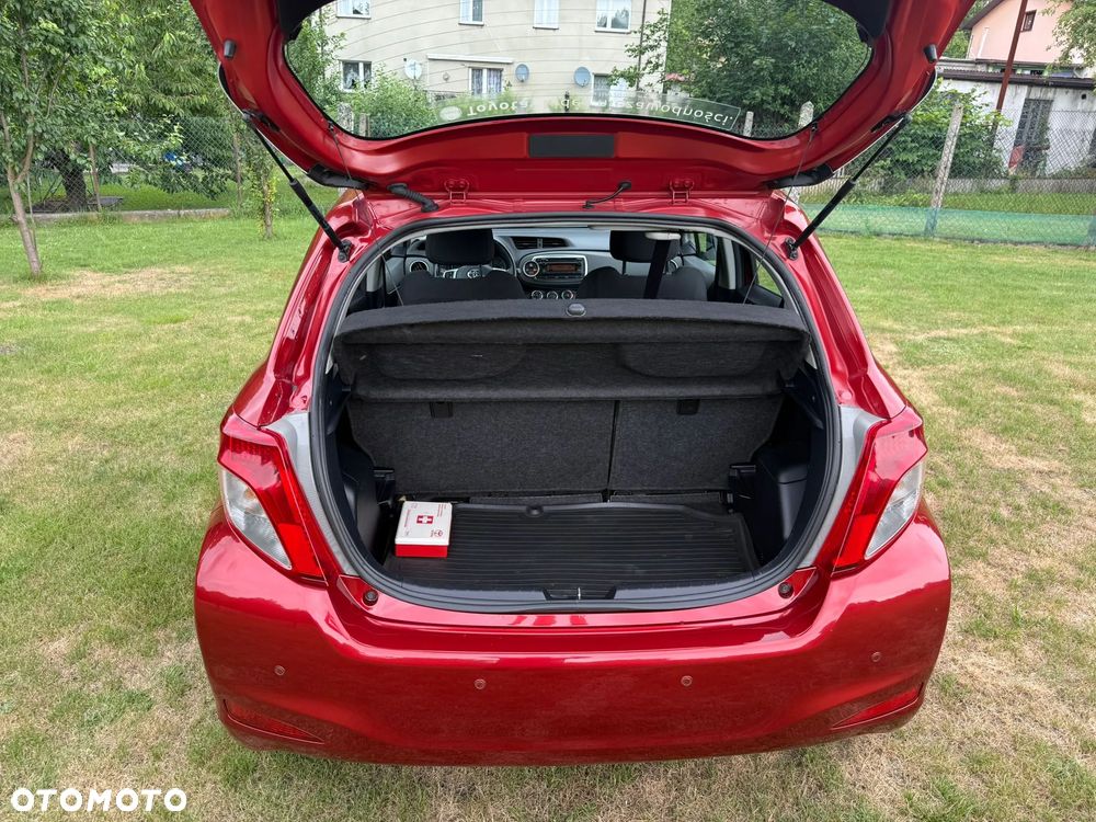 Toyota Yaris 1.33 VVT-i - 12
