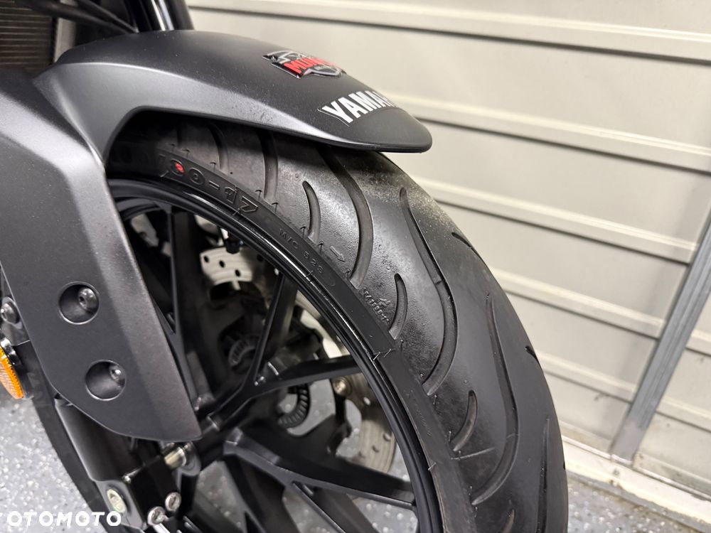 Yamaha MT - 9