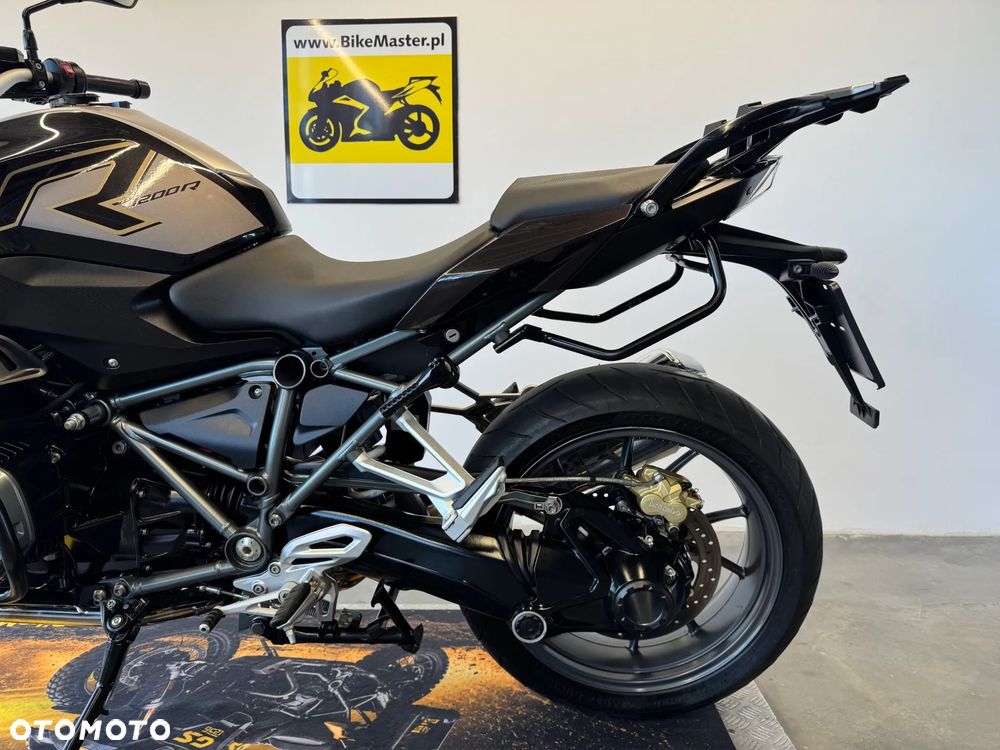 BMW R - 26