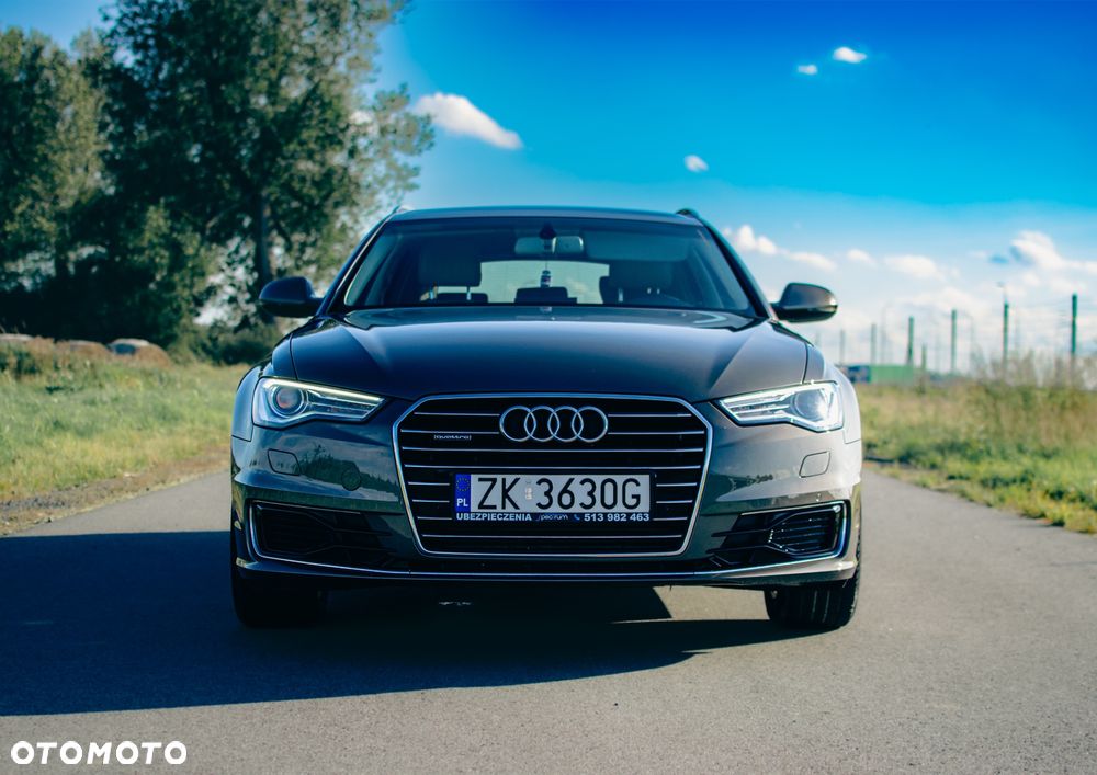 Audi A6 Avant - 1