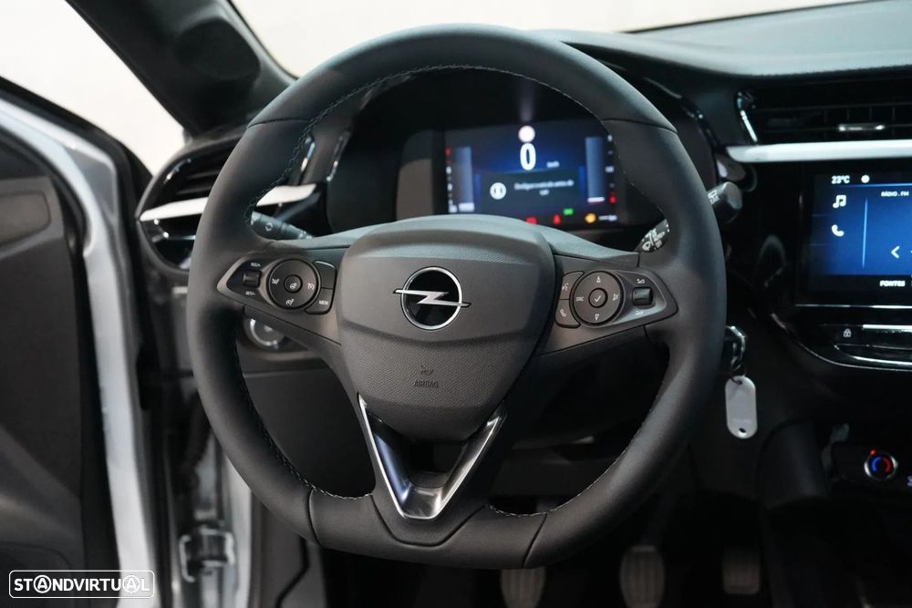 Opel Corsa 1.2 T GS - 32