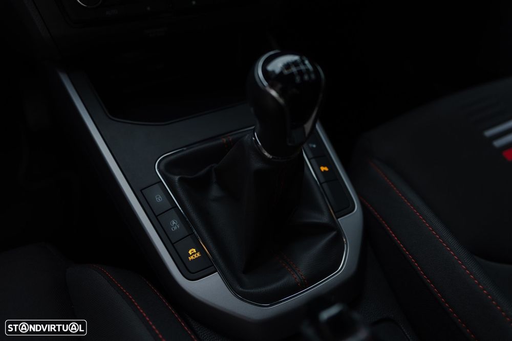 SEAT Arona 1.0 TSI FR - 26