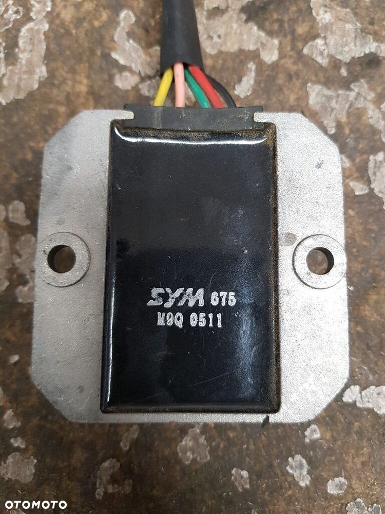 Regulator napięcia Sym Jet 50  675 M9Q - 7