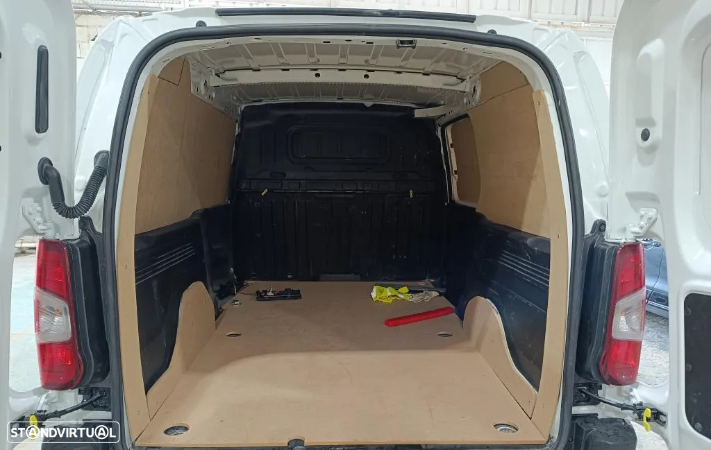 Opel Combo - 2022 | 100.000KM | GARANTIA | 3 LUGARES - 16