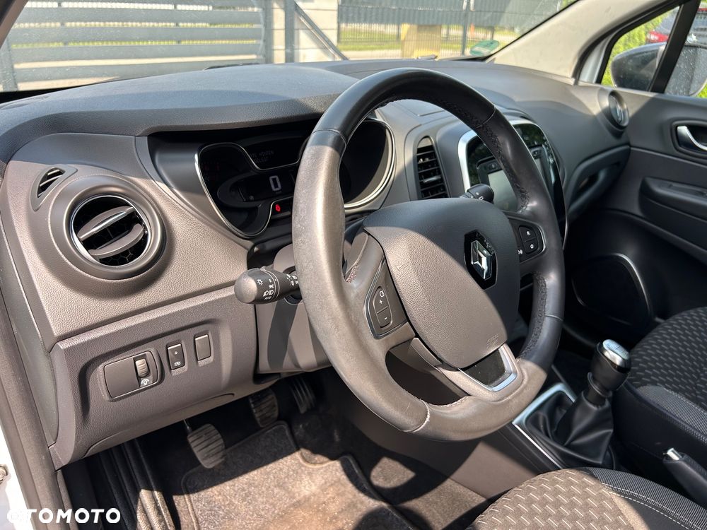 Renault Captur ENERGY TCe 120 Intens - 16