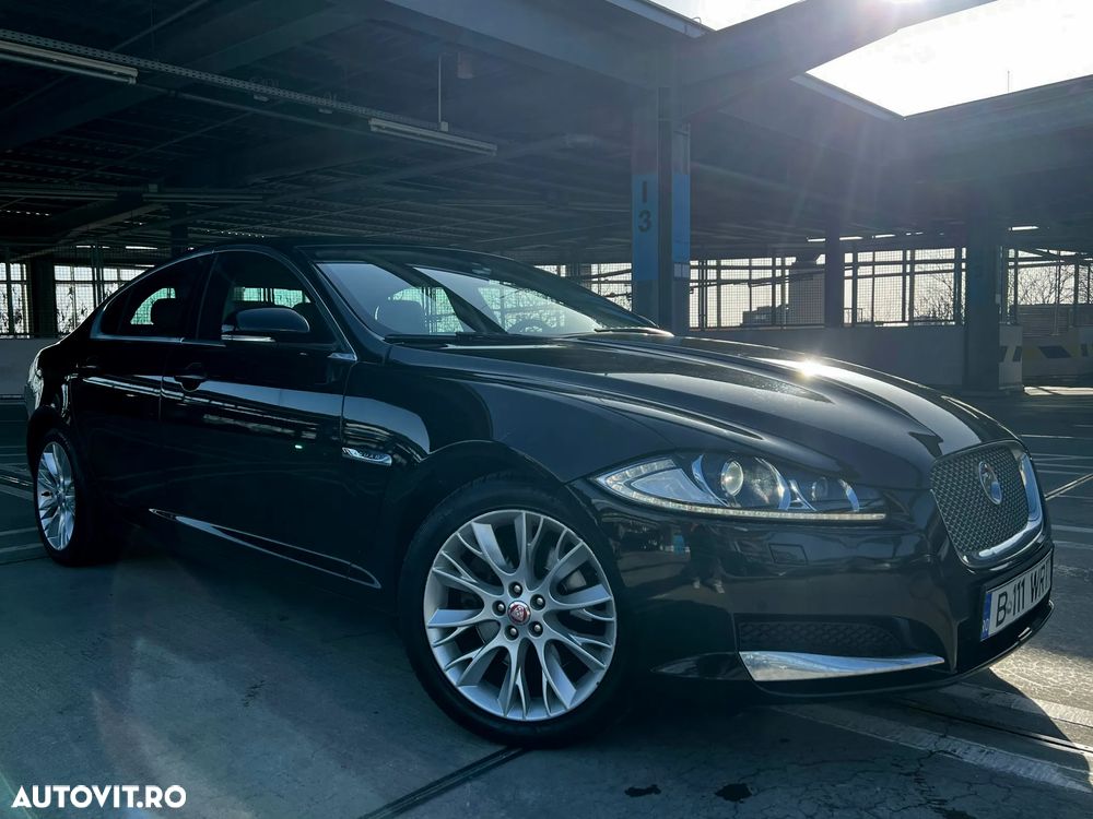 Jaguar XF 2.2D Luxury - 2