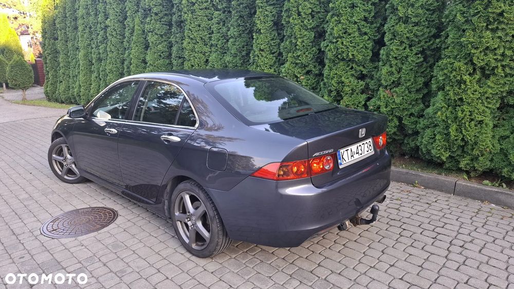 Honda Accord 2.0 Comfort - 2